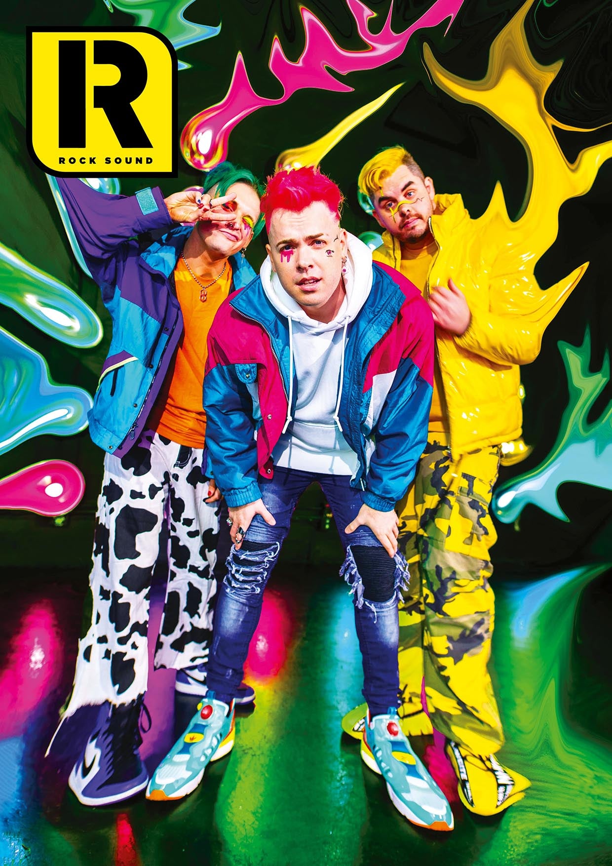 Set It Off Magazine - issue 287 Please welcome the one and only Set It Off back to the cover of Rock Sound! Inside, Cody, Maxx and Zach welcome us into their bold new era, and tell the story of Elsewhere, their greatest album yet across 18+ pages and a brand new photoshoot